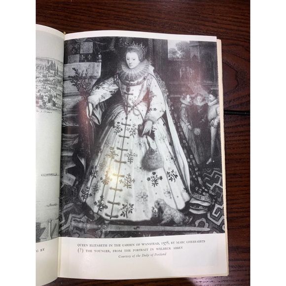 Vintage Elizabeth The Great Hardback Book! - Picture 9 of 12